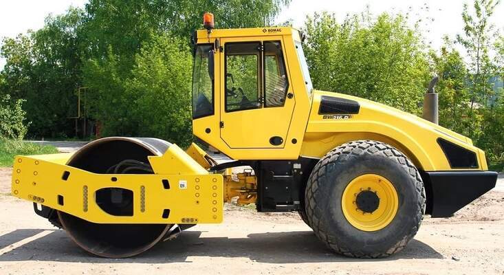BOMAG BW 216 BDH-4