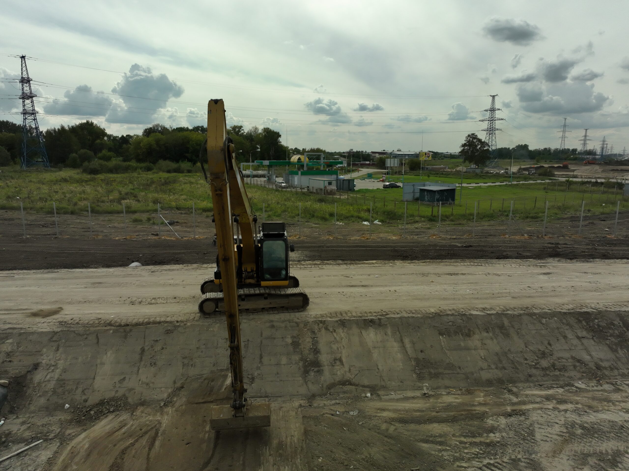 CAT 320D2GC (16м)