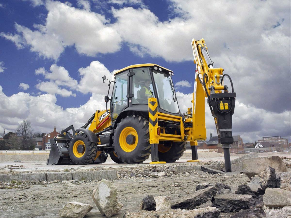 JCB 5CX с гидромолотом