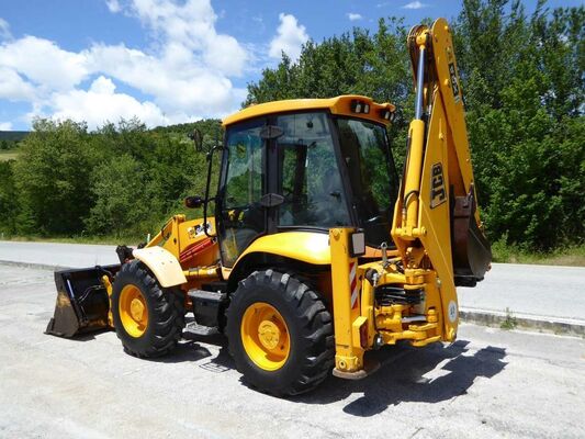 JCB 4CX