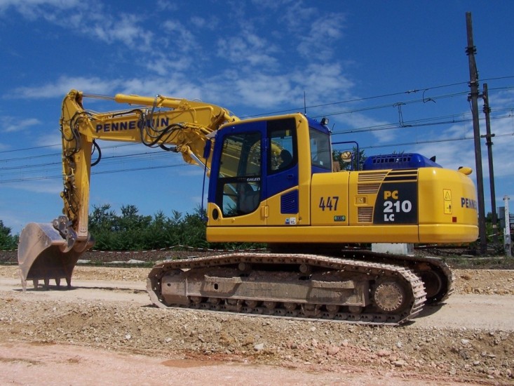 Komatsu PC210NLC-8