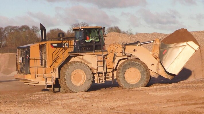CAT 988K