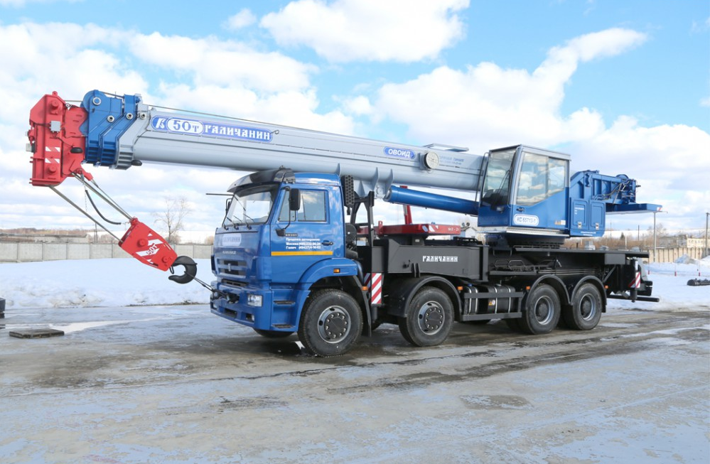 Автокран КАМАЗ КС 65715-1